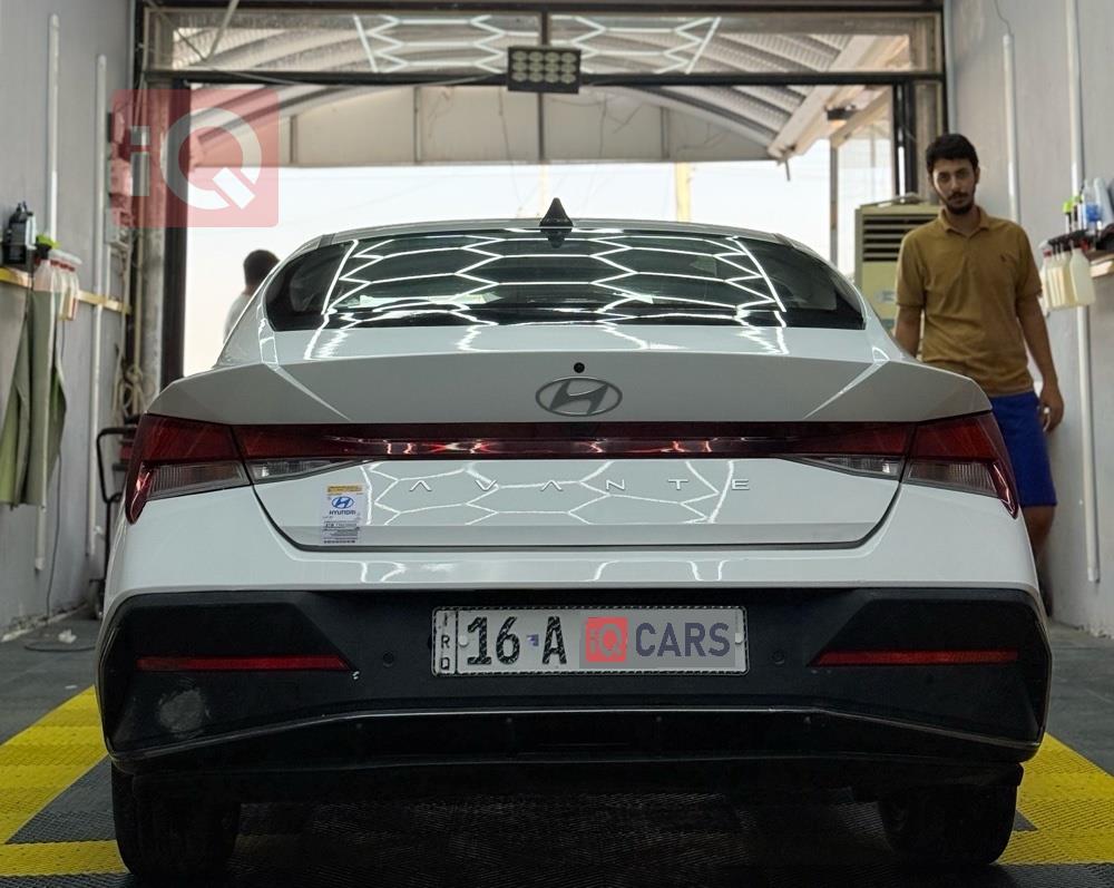 هیوندای ئەڤانتی